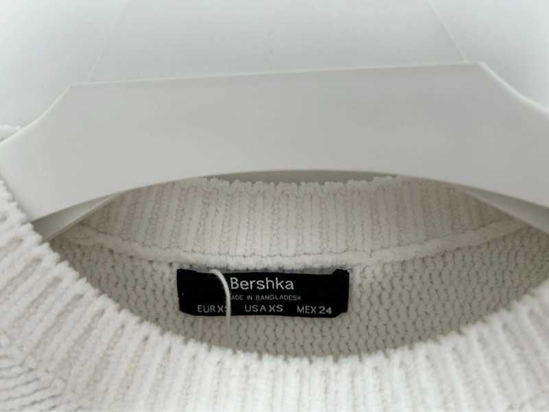 Krótki sweter_bershka_XS