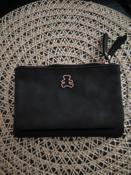 Portfelik na dwóch zamkach