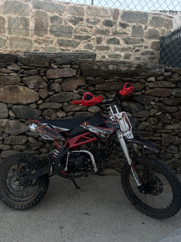 Pit bike 125cc.