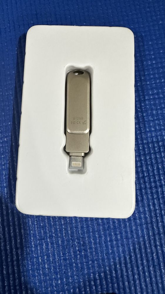 USB флешка Easyflash 512 Гб для iPhone та інших пристроїв