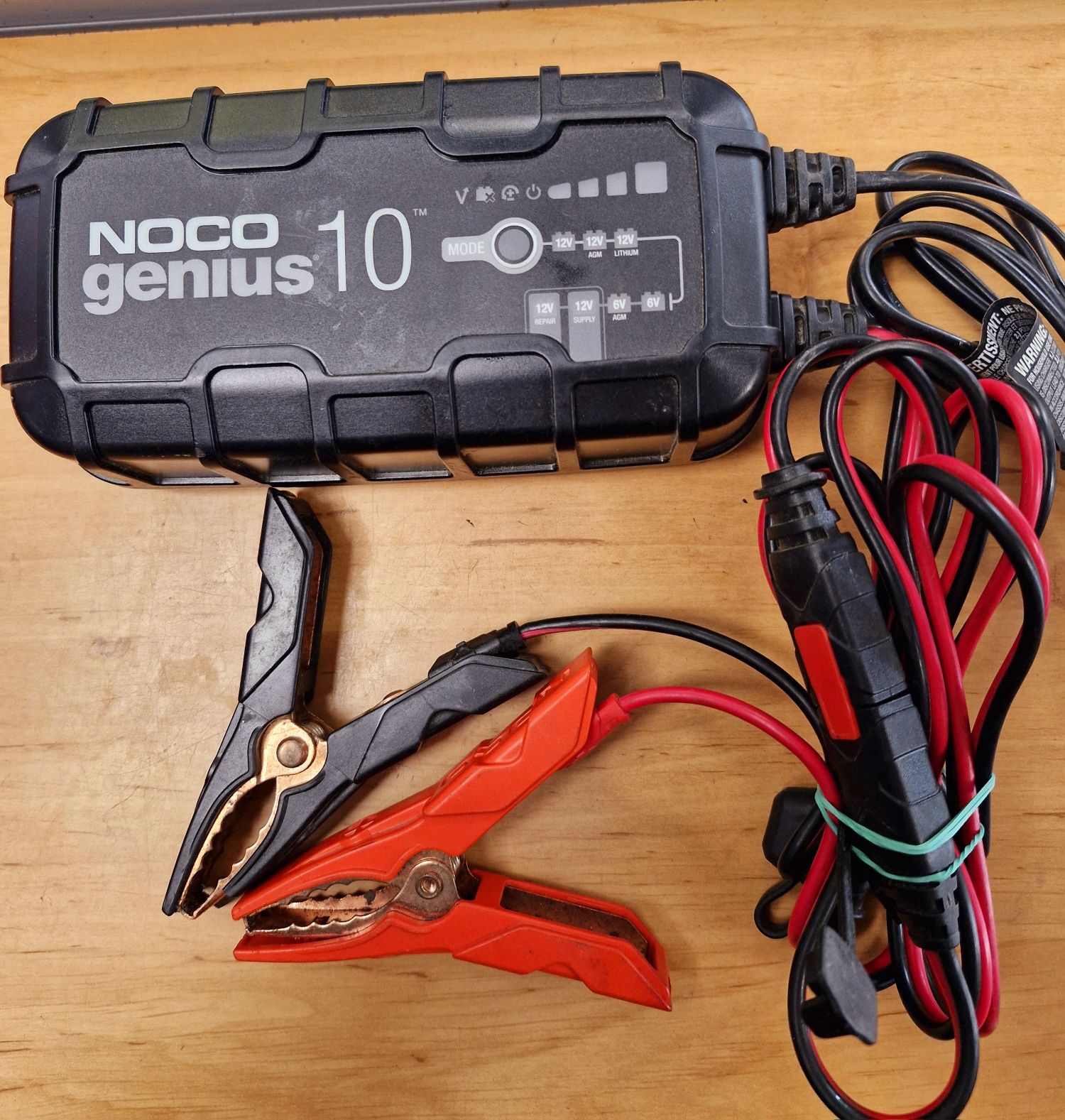 Prostownik NOCO genius 10 bdb