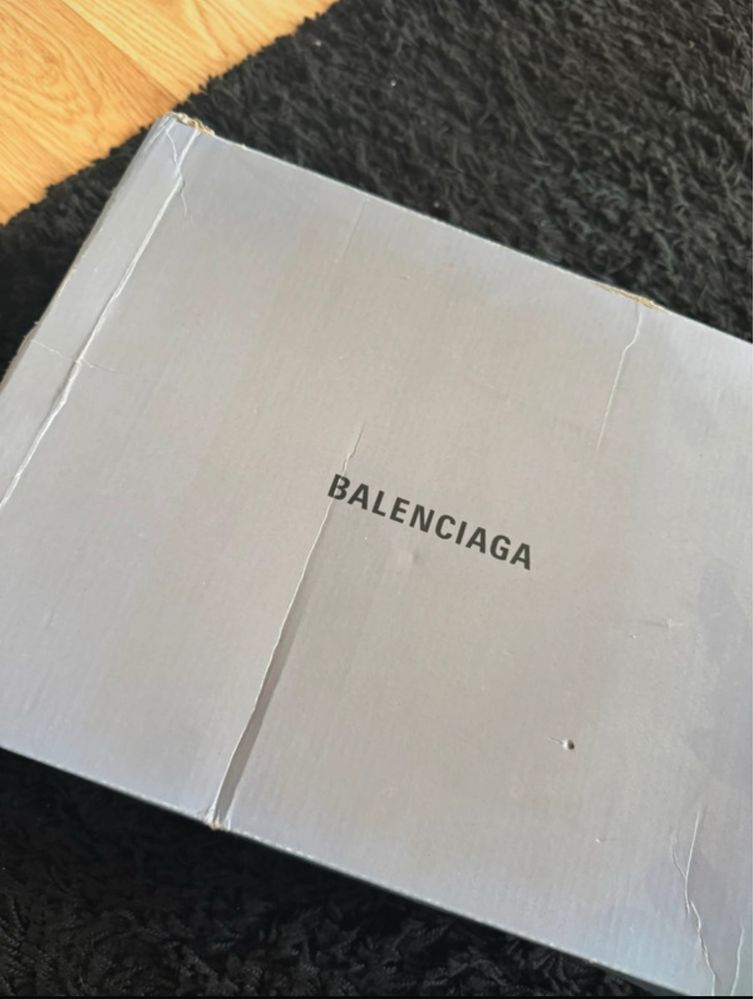 Balenciaga triple S