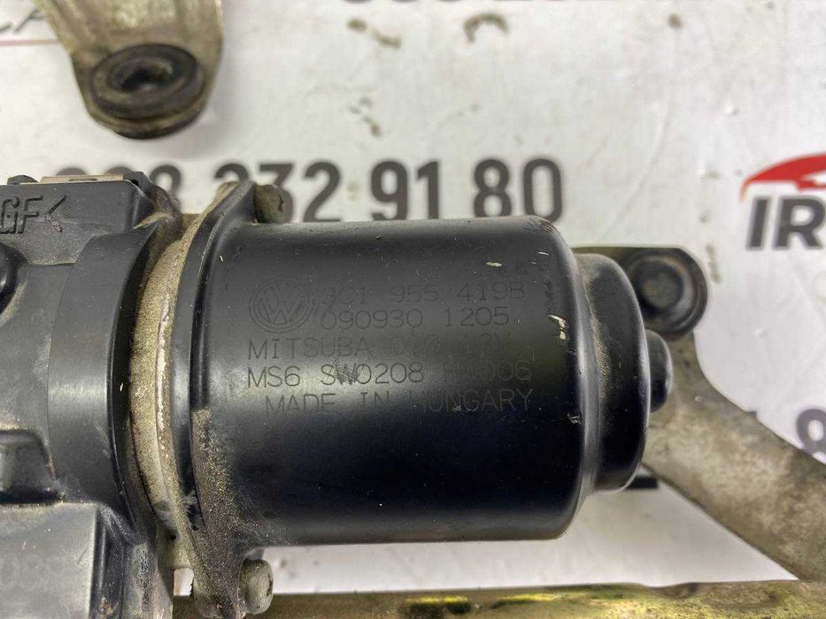 Трапеція двірників Volkswagen Passat B6 Skoda Octavia 05-10 3C1955023E