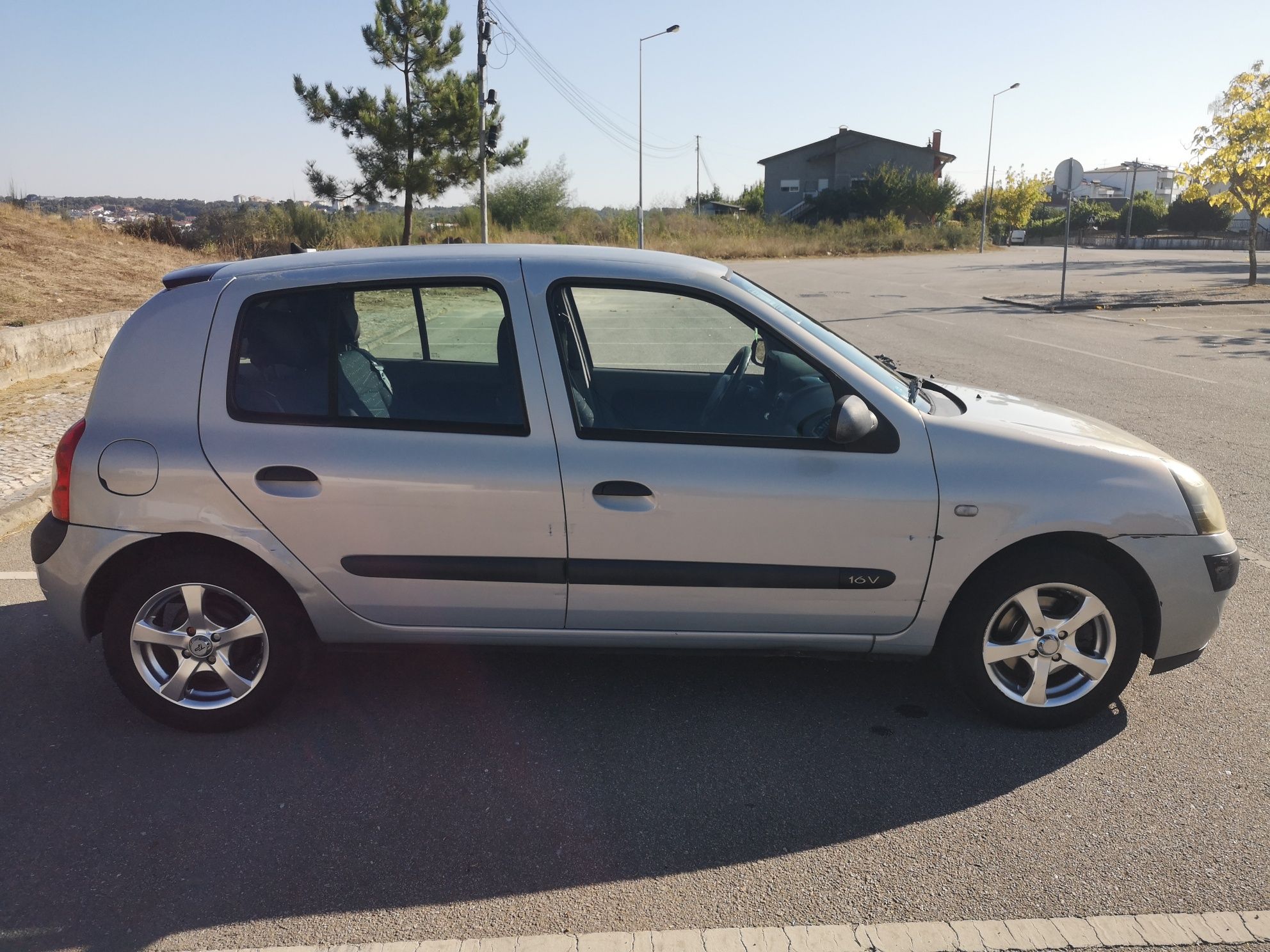 Renault clio - 2003