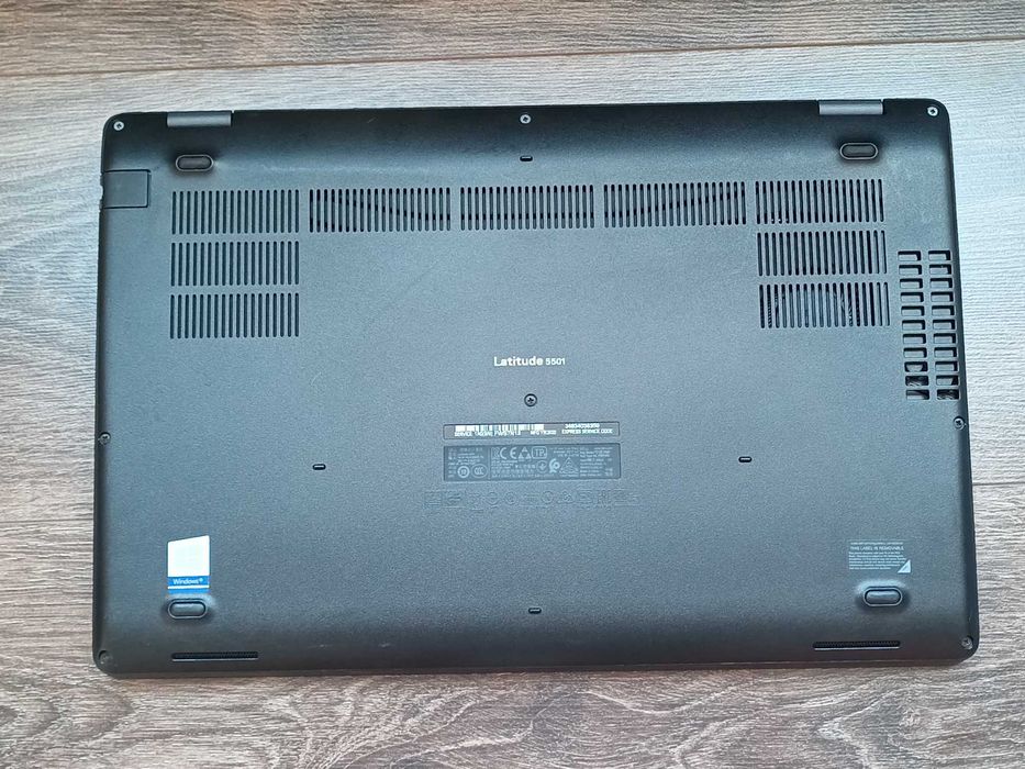 Продам ноутбук Dell Latitude 5501 і7-9850h 16GB 512GB MX150 (4348)