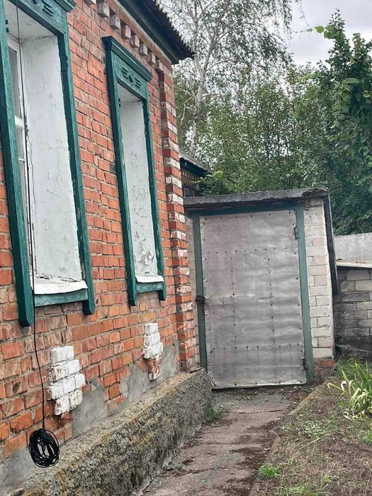 Продам дом в сел  Водяховка Змиевского района . Газовое отопление TB