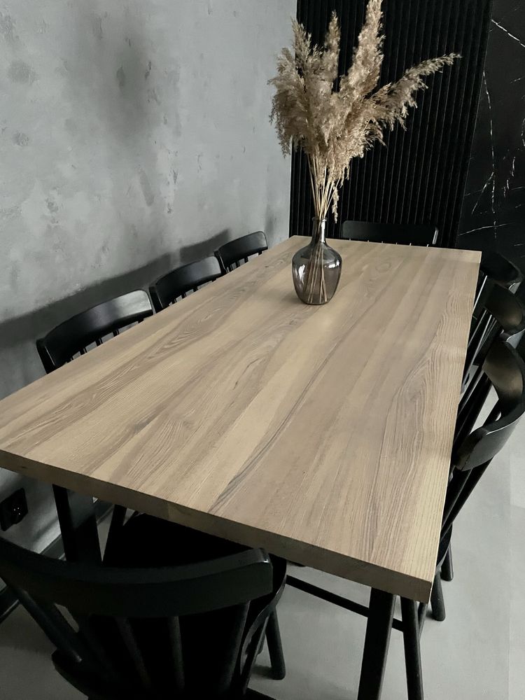 Sprzedam Stół z Litego Drewna - Jesion - Stal - Jadalnia - Salon