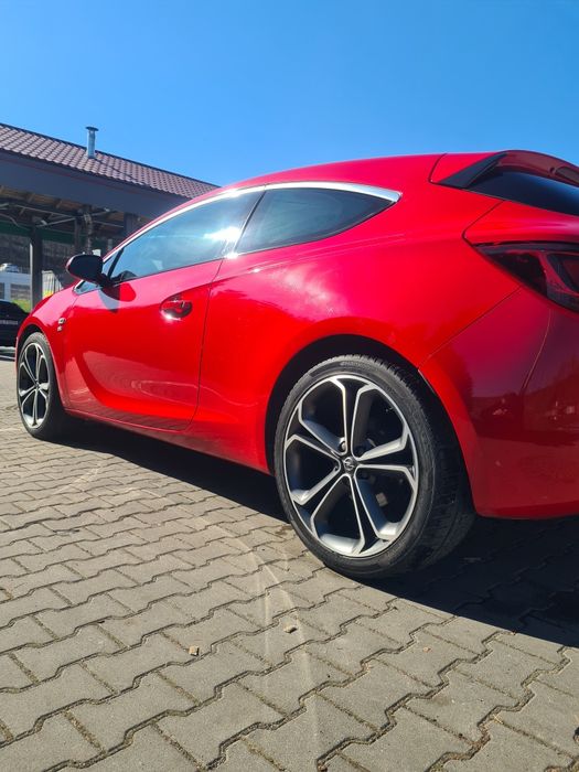 Opel Astra J GTC OPC line