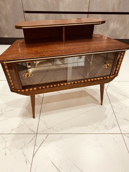 Продам винтажную тумбочку