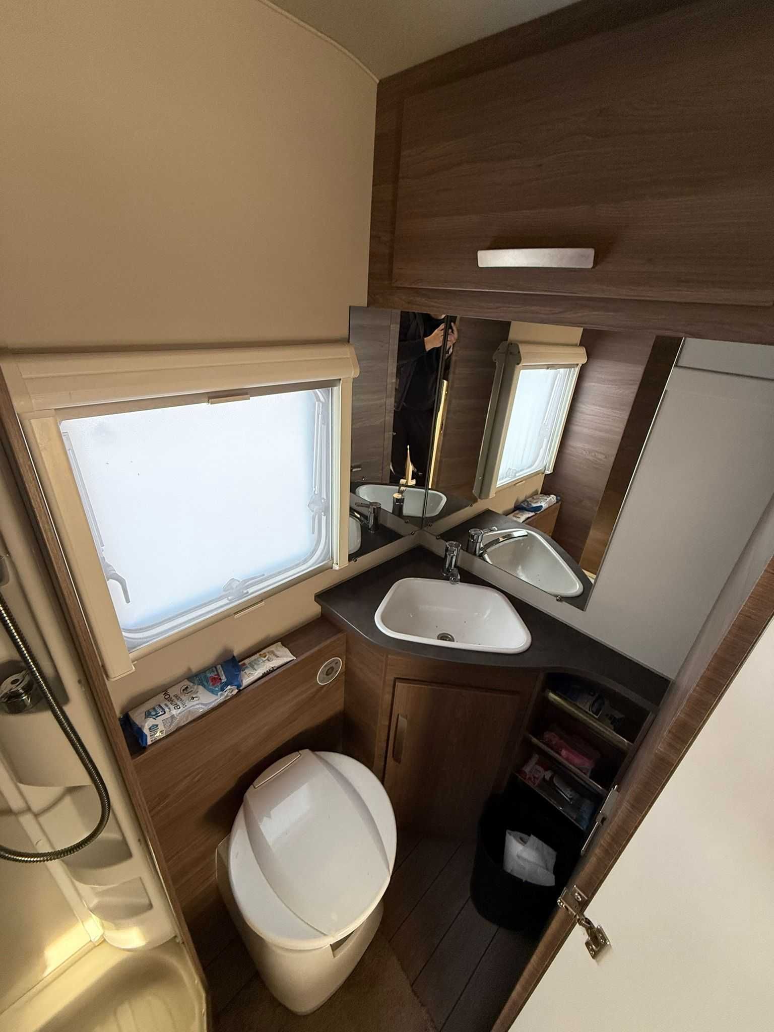 Wynajem przyczepa kempingowa Knaus 5/6os DMC 1300 KLIMA, mover, LIPIEC