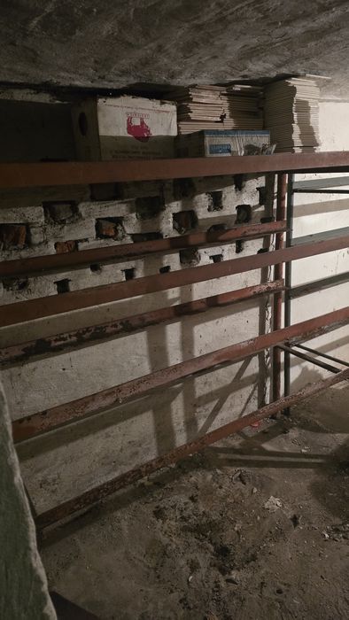 Regały metalowe do garażu lub piwnicy