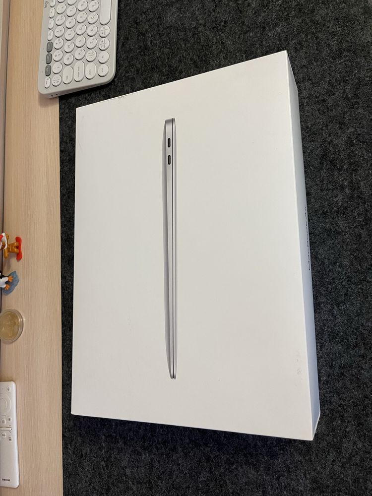 Macbook air 2020 m1, 8 gb, 256 gb