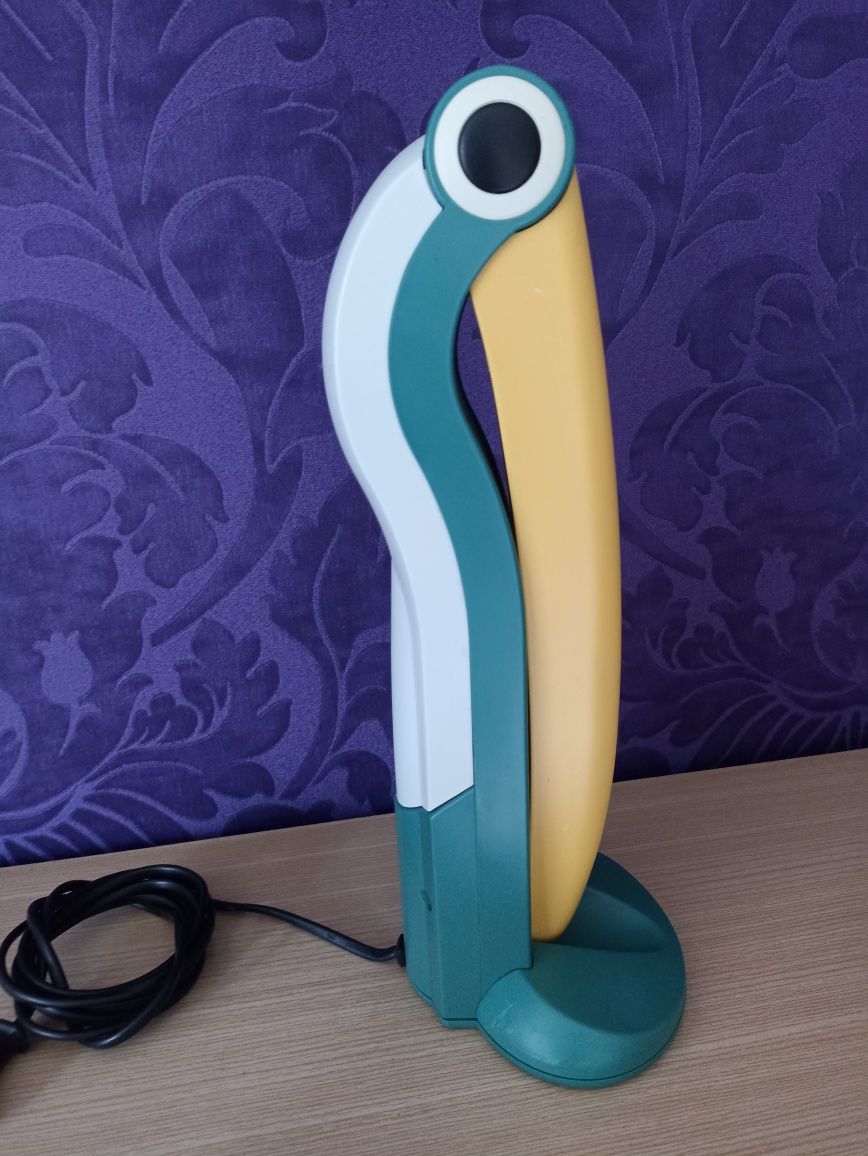 Kultowa lampa na biurko Tukan, lata 80-te, projekt H.T.. Huang