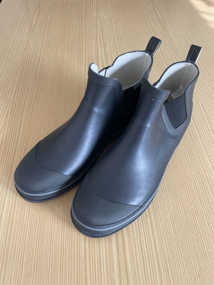 Botas jardinagem n-40 novas