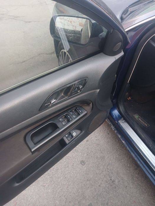 Авто в хорошому стані.