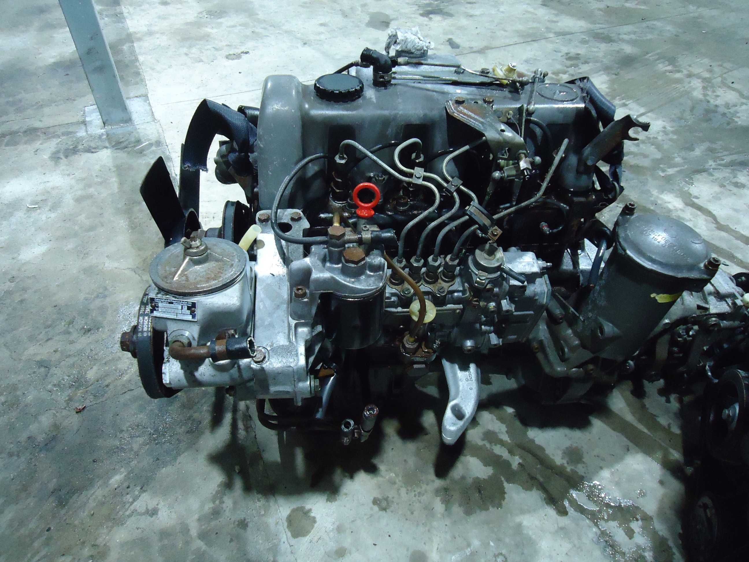 Motor Mercedes 240D W123 (OM616.912)