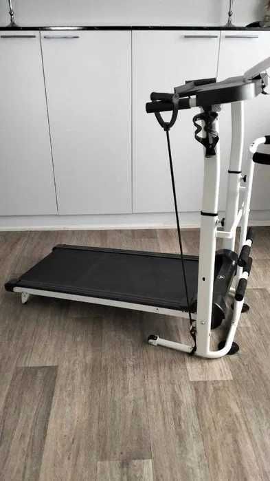 Беговая дорожка для дома / офиса / LCD / 1100w / усиленная до 140 кг.