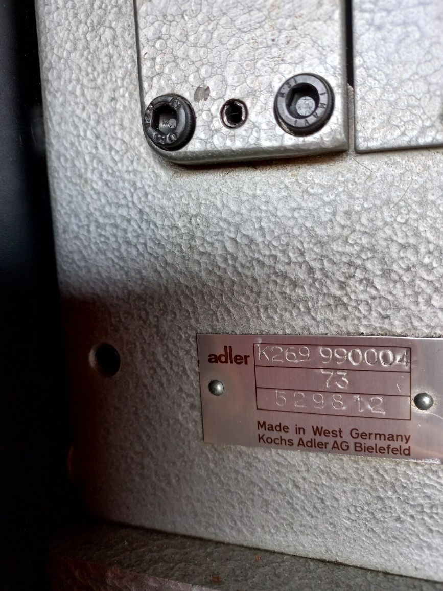Sprzedam maszynę do szycia Adler 269