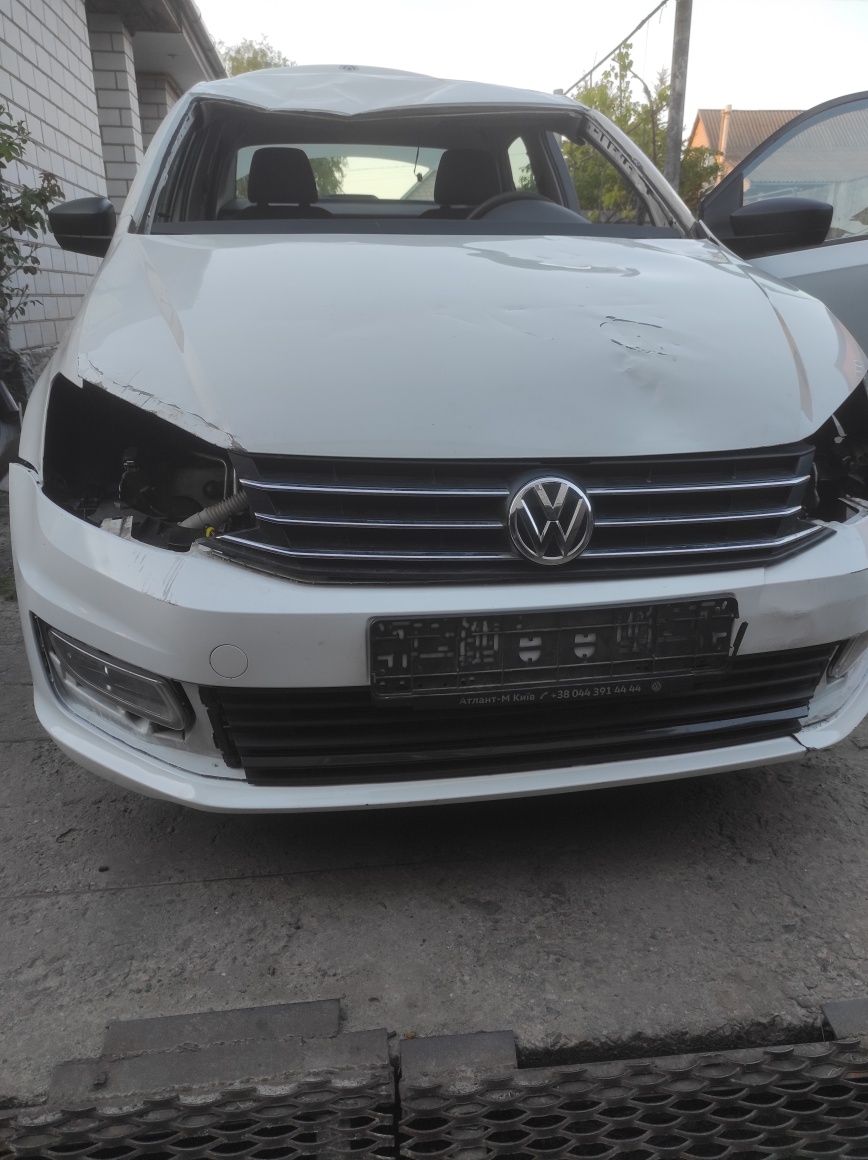 Продам Volkswagen Polo 1.6