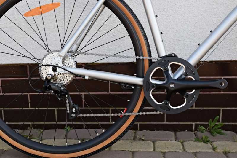 Nowy Gravel FIXIE FLOATER RACE 8S Shimano SORA 60CM Wyprzedaż - 30% XL