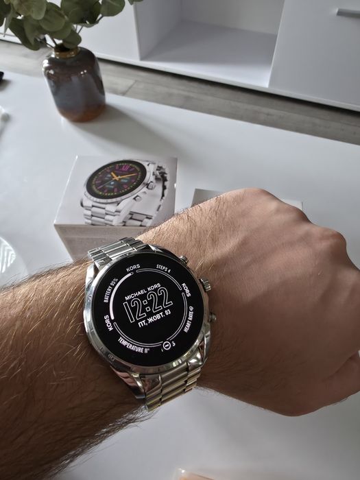 Смарт годинник michael kors gen6 silver (mtk5139)