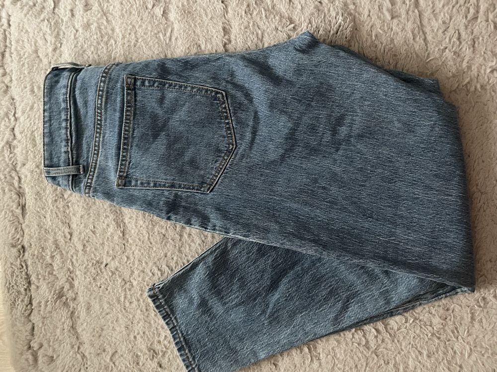 Jak nowe ciemne jeansy z wysokim stanem h&m