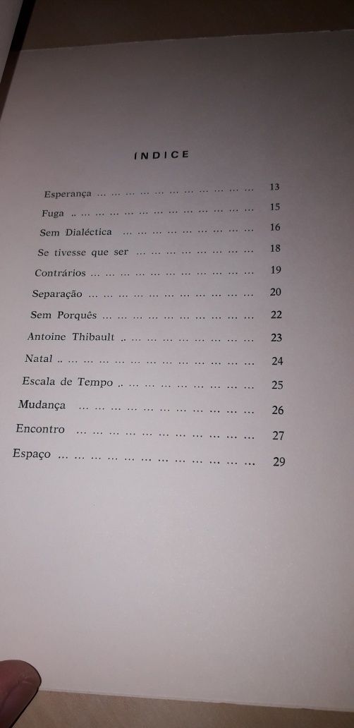 Solidão 2 - Manuela Motta (Poemas)