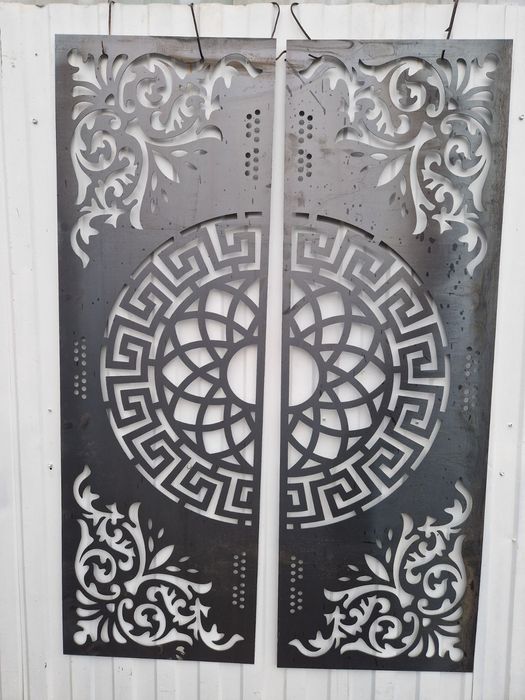 Лазерна різка металу Металеві Вставки Ворота Жалюзі Паркан Ранчо Ковка