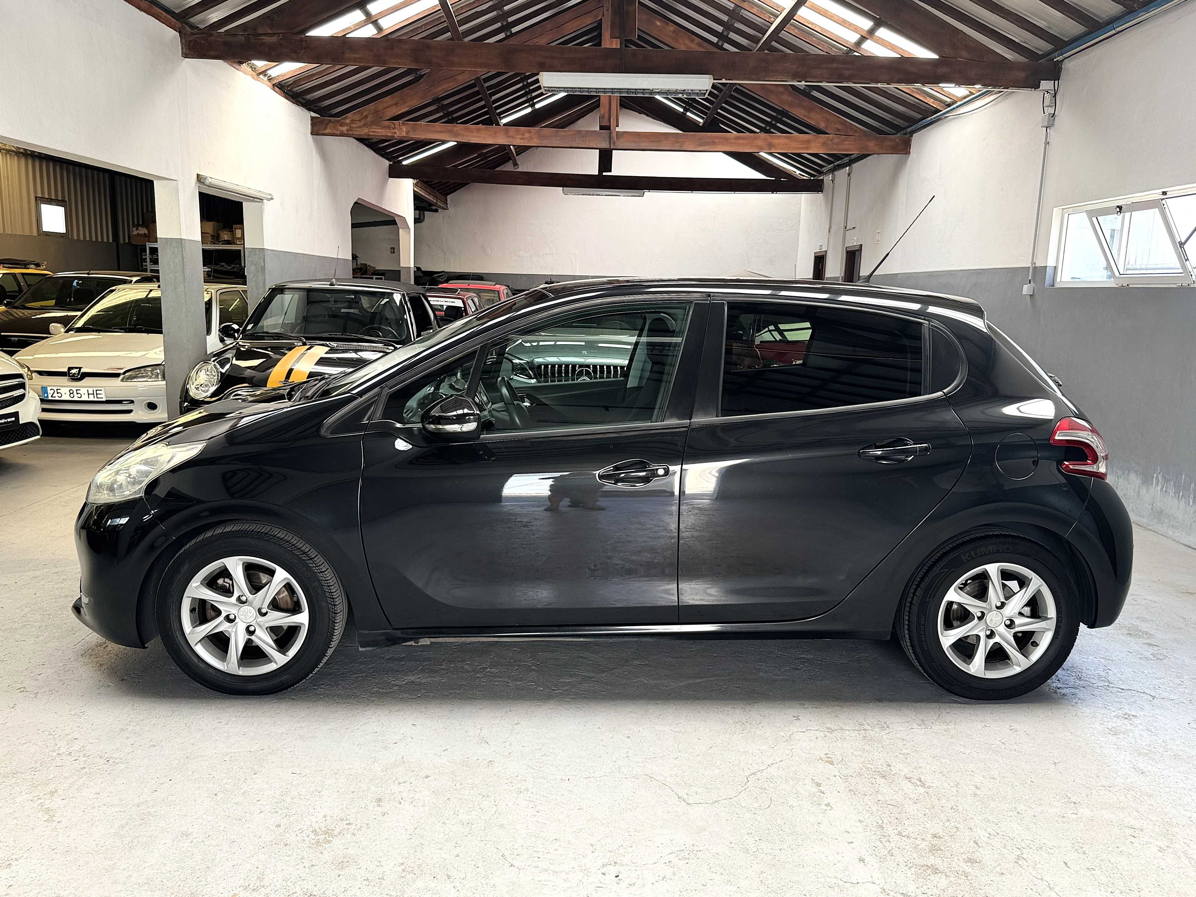 Peugeot 208 1.4 VTI Allure Nacional