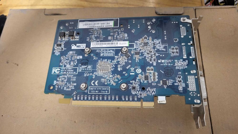 Видеокарта Shaphire HD6670 1gb ddr5