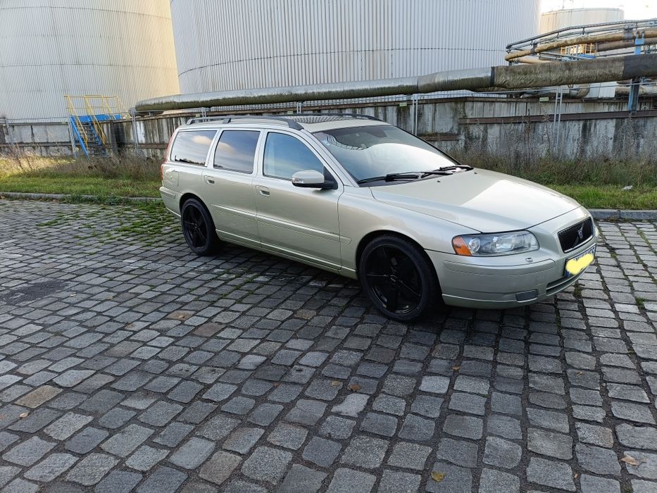 Volvo V70 2.4 Diesel 6 Biegowy Automat 220Km 2006R Xenon Alu 18 Cali