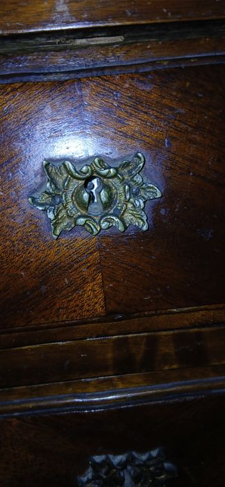 Cómoda Madeira Antiga