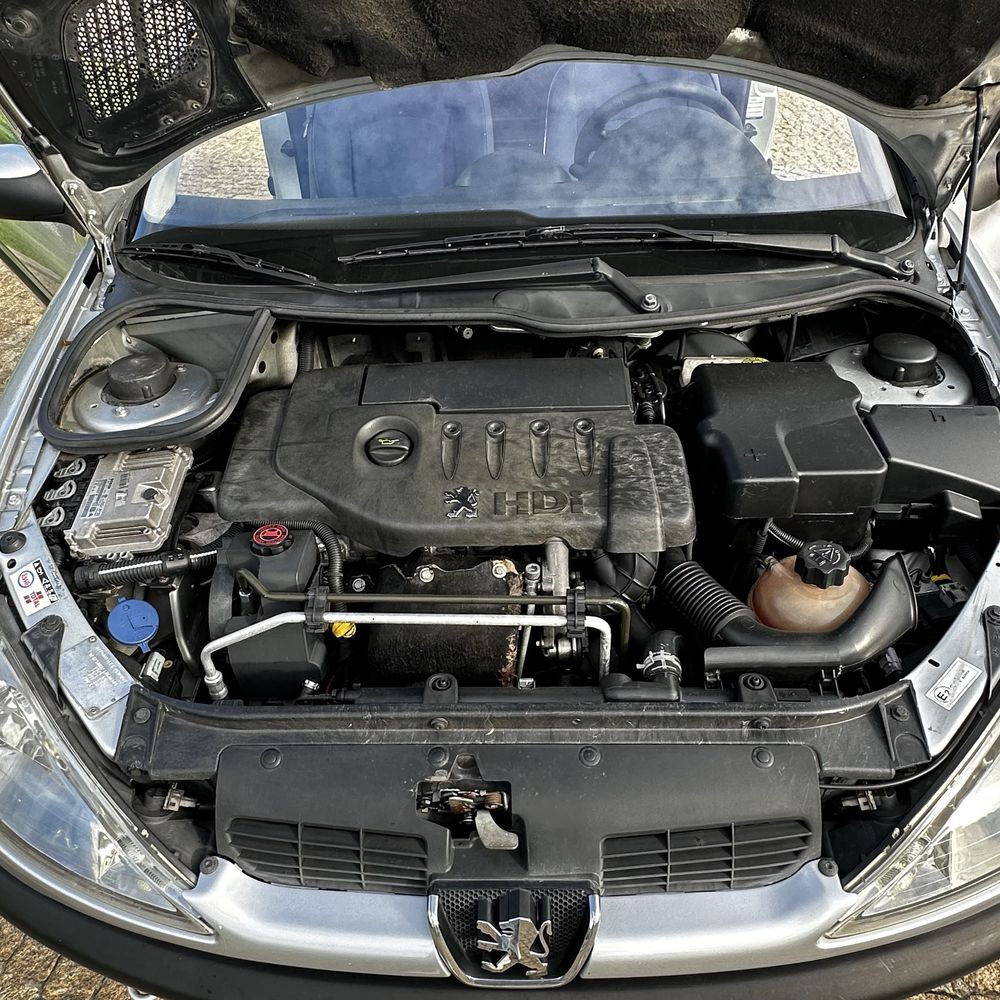 PEUGEOT 206 1.4 HDI com AC