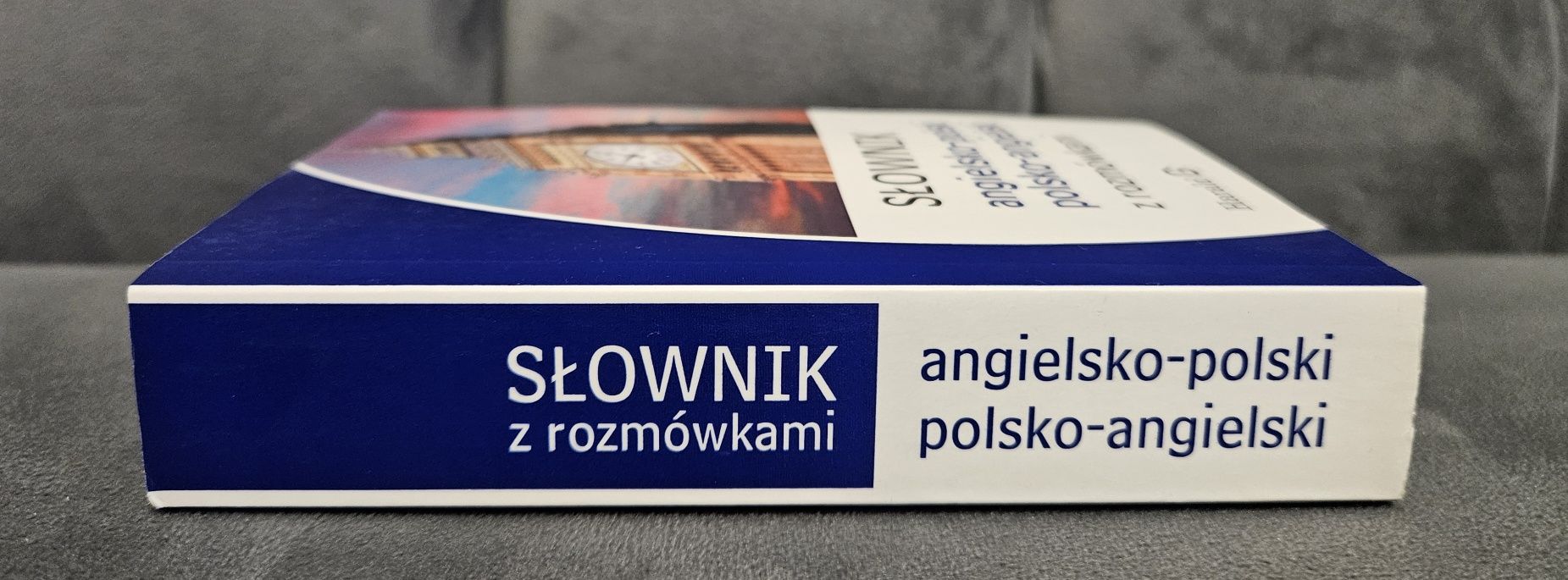 Słownik angielsko-polski polsko-angielski. Polecam i zapraszam !!!