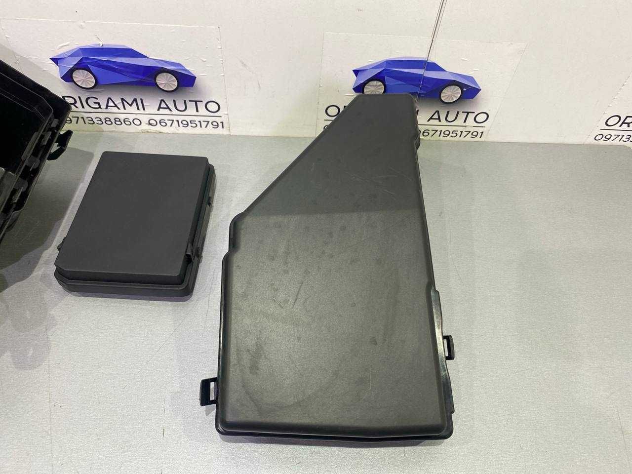 Блок предохранителей Nissan rogue T33 Ниссан рог Т33 2021 2022 2023