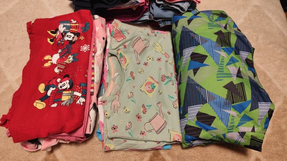 Ubranka dla dziewczynki 110