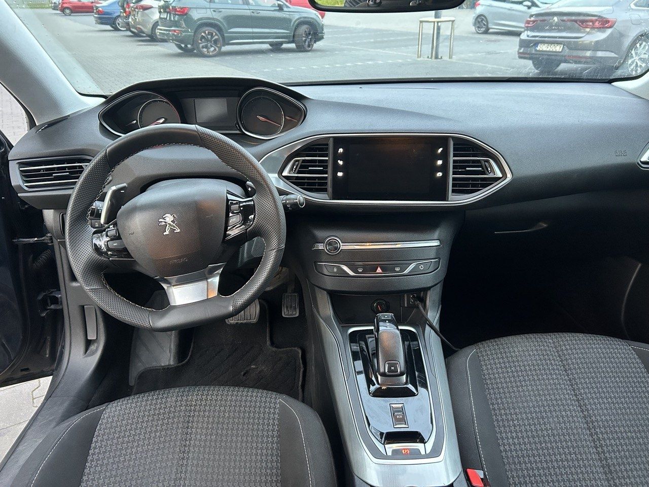 Peugeot 308 1.5 130 koni 2020r full led 6 biegów 120tys km