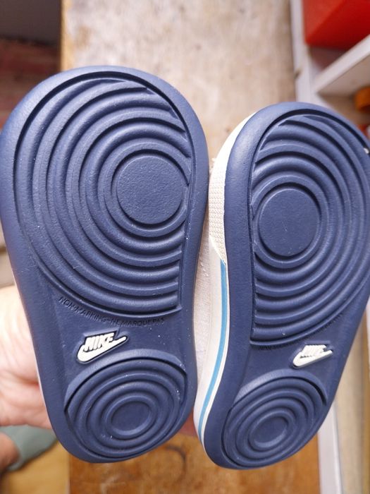 Sapatilhas de pano adidas T19
