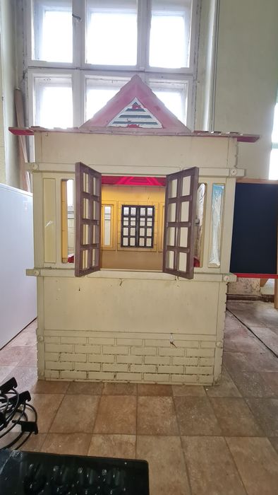 Domek ogrodowy dla dzieci Little Tikes platkikowy, wym. 124×102×82 cm.