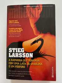 Stieg Larsson A Rapariga que sonhava com uma lata de gasolina Novo