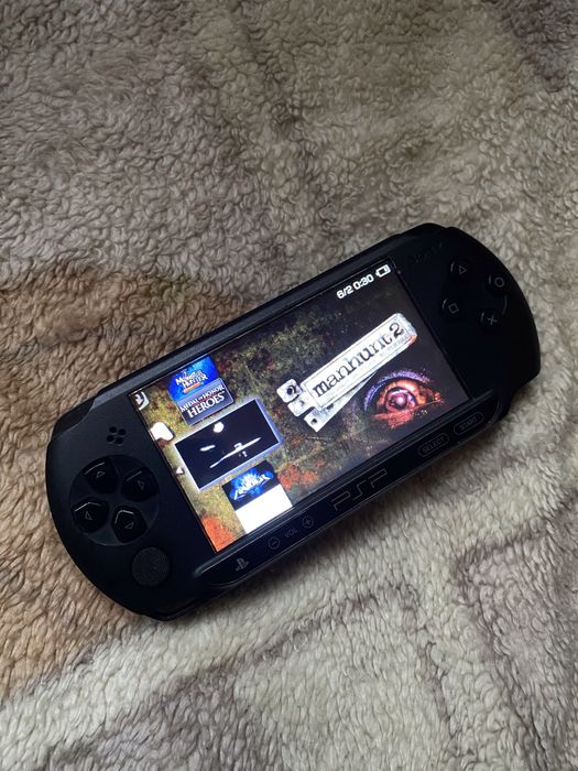 Konsola Sony PSP Playstation Bardzo dobry stan PLOMBA dużo gier