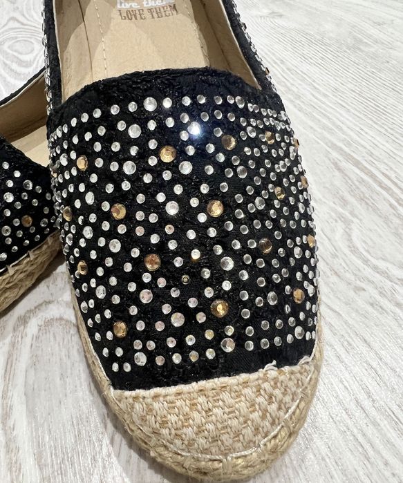 Alpercatas brilhantes