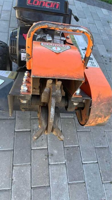 frezarka - karczownik do pni drzew GRUBBER AFR0650 Niemiecka - 3950 zł