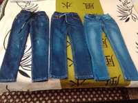 Продам мальчуковые джинсы 7-9лет,а также школьный костюм для 1-3 класа