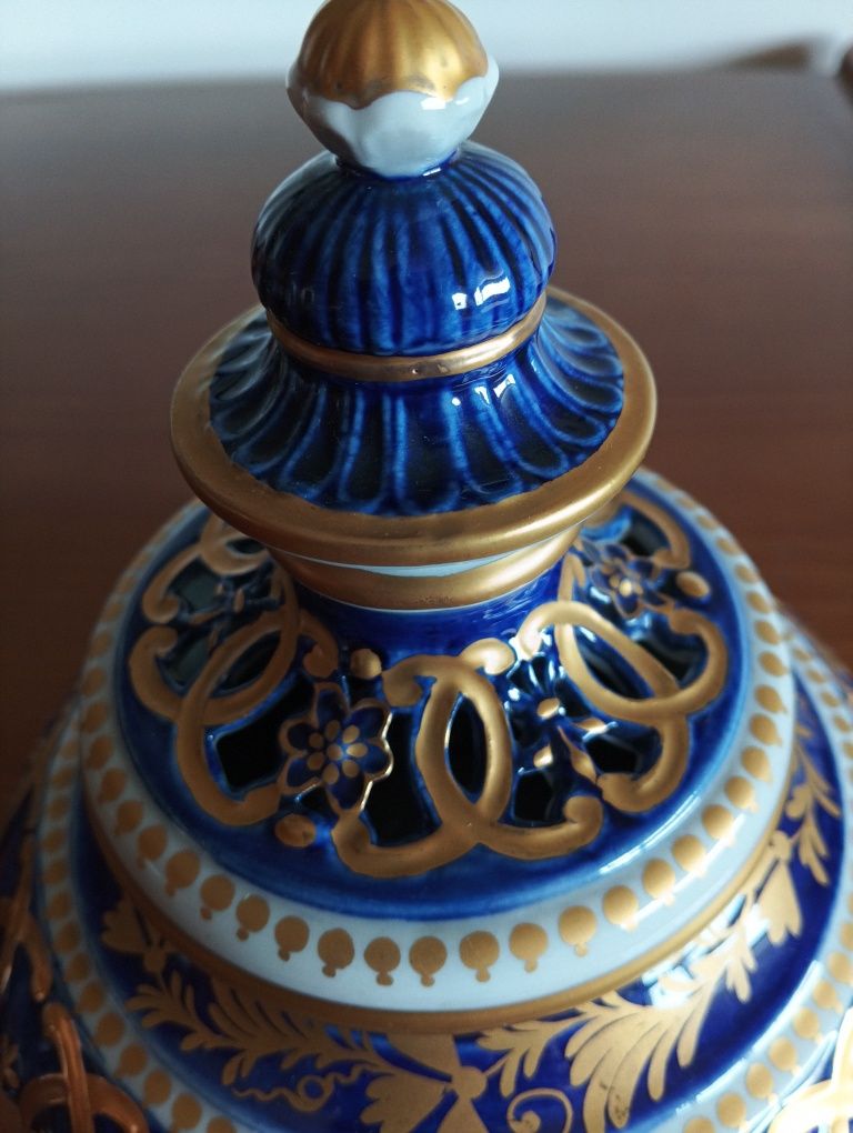 Pote italiano modelado e pintado à mão