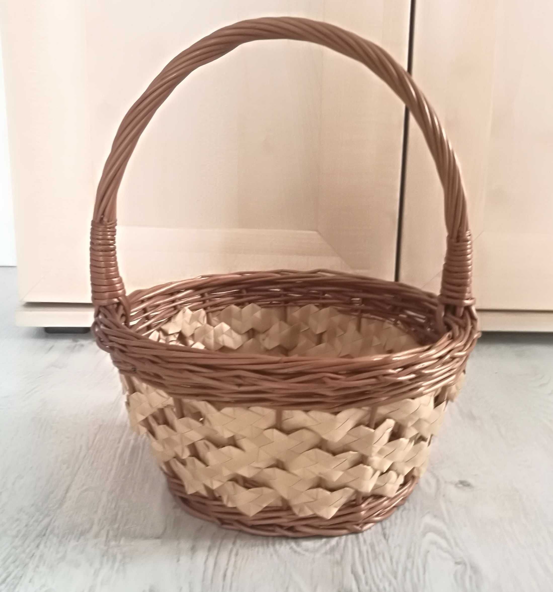 Koszyk do święconki koszyczek wielkanocny nowy 22 cm
