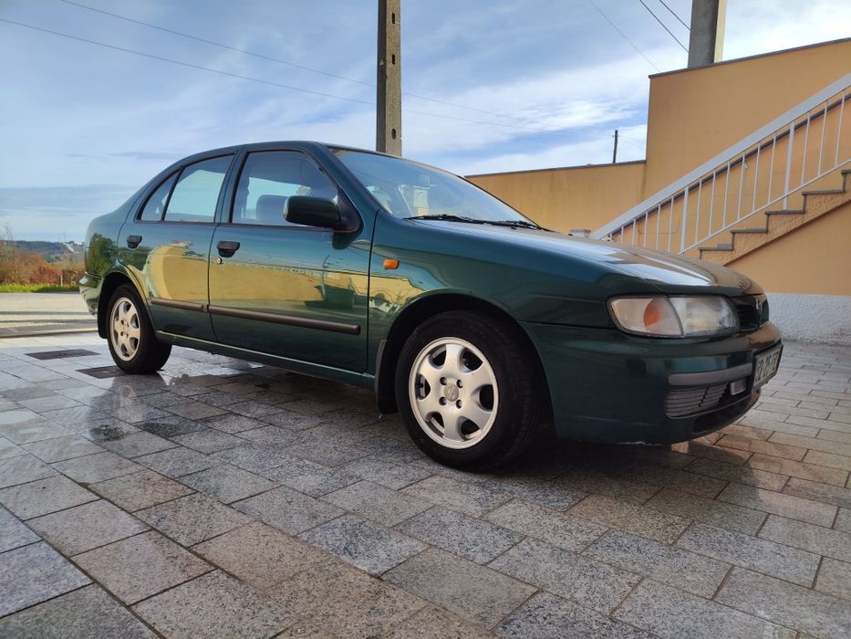 Nissan Almera 1.4 Gasolina