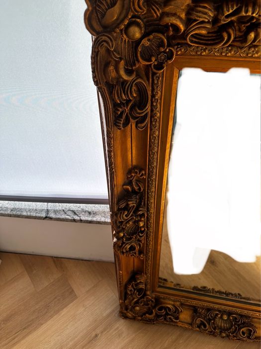 LUSTRO w stylowej ramie