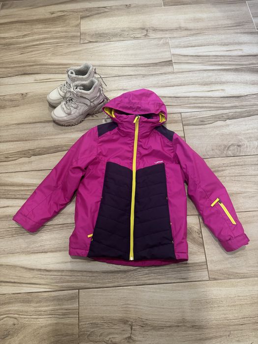 Зимние ботинки + лыжная куртка на 10 лет , вещи для девочки