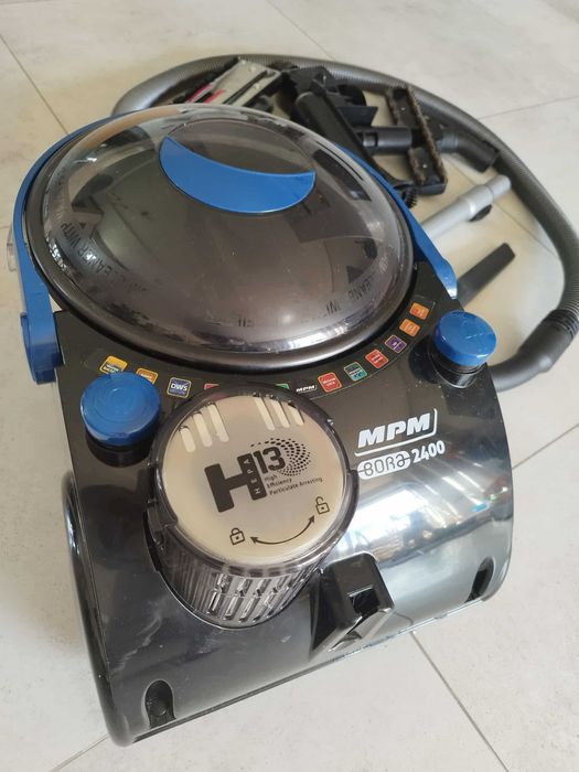 Mocny odkurzacz MPM Bora 2400